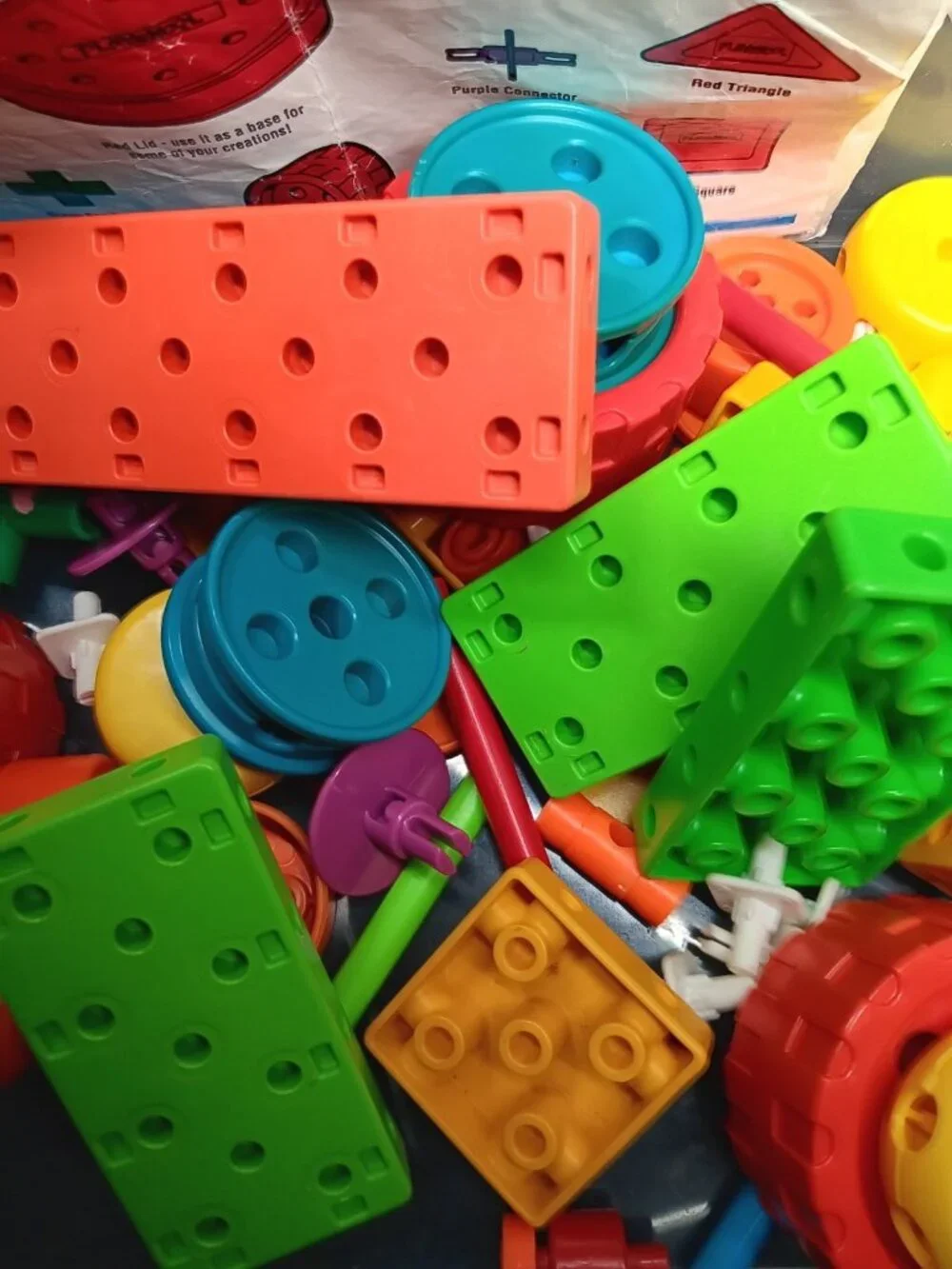 Plastic Tinker Toys  Mixed Lot of Random Parts and Pieces